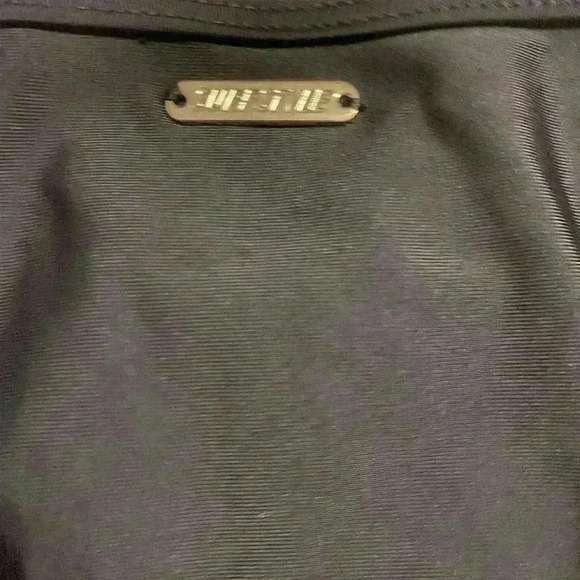 2 pair swimsuit bikini bottoms  Women’s size large one is pink one is black - Picture 5 of 8